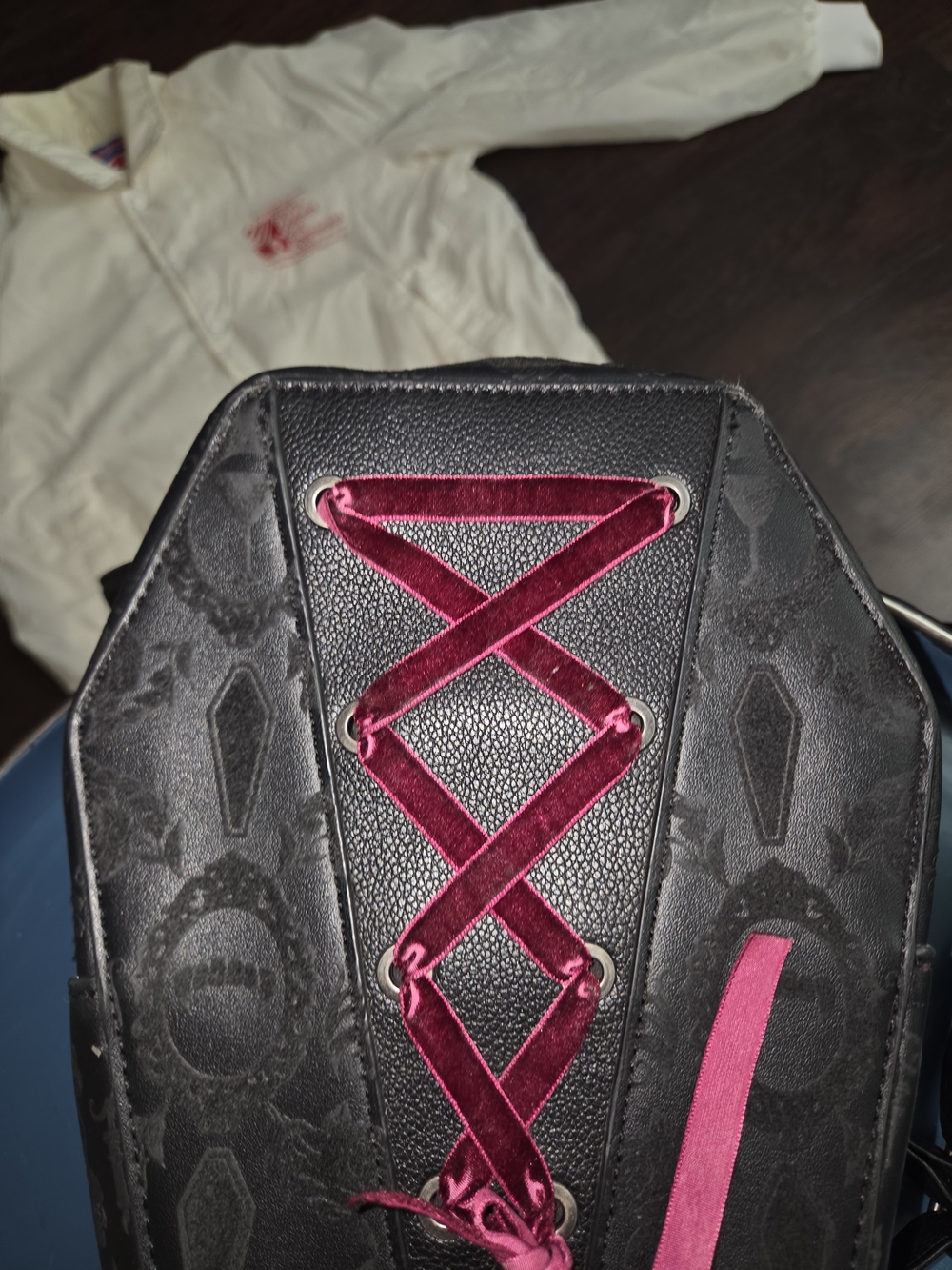 Interview With The Vampire Coffin Mini Backpack BY HER UNIVERSE - Picture 2 of 7
